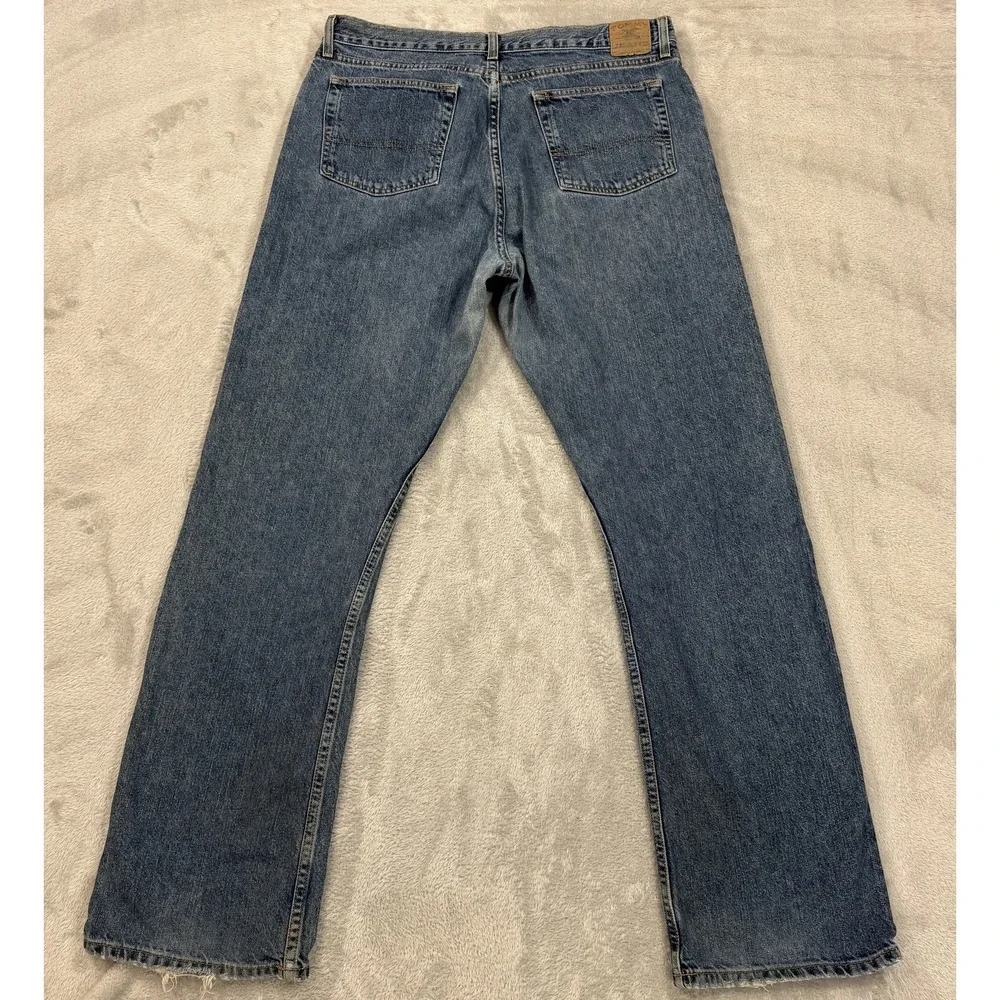 Levis very slight